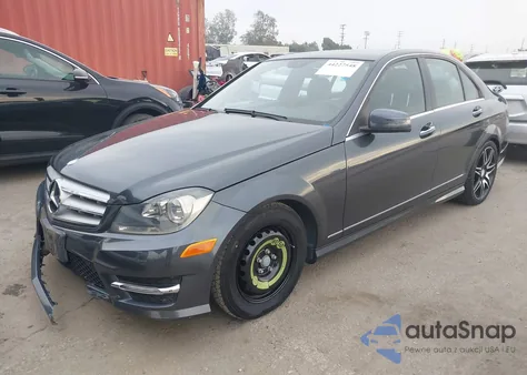 2013 Mercedes-Benz C 250 Sport from USA, damaged, VIN WDDGF4HB3DA764599